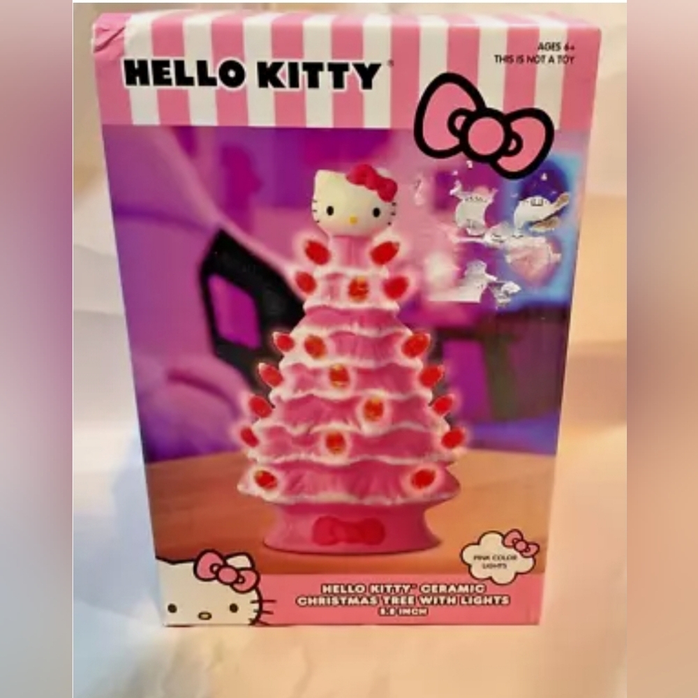 Hello Kitty Christmas tree